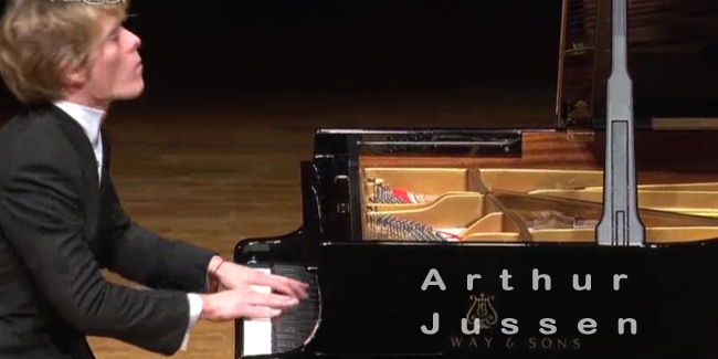 Schubert Impromtus Opus 90 No.2+3 - Arthur Jussen